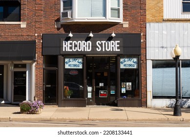 Princeton, Illinois - United States - September 28th, 2022: Old Brick Building And Storefront In Downtown Princeton, Illinois.