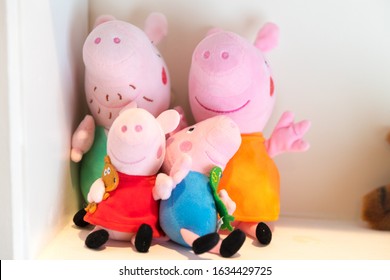 419 Peppa Pig Images, Stock Photos & Vectors | Shutterstock