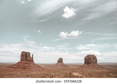 Print Poster Of Monument Valley. Warm Boho Photo Of Desert Panoramic View. Navajo Tribal Park, On The Border Between Arizona And Utah, United States. Amazing And Colorful Rocks. Western Concept. 