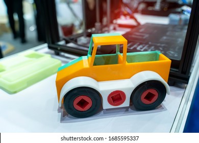 Printing 3D printer small trunk printed model plastic - Powered by Shutterstock