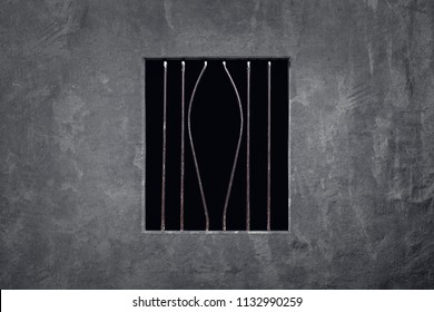 prison escape (bent metal bar)