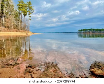 Pristine waters, Jordan Lake, North Carolina - Shutterstock ID 2097299794
