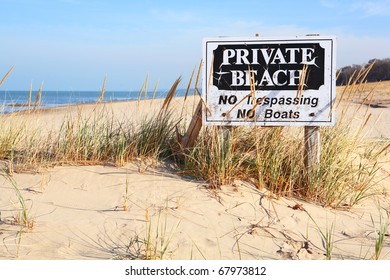 1,329 Private beach sign Images, Stock Photos & Vectors | Shutterstock