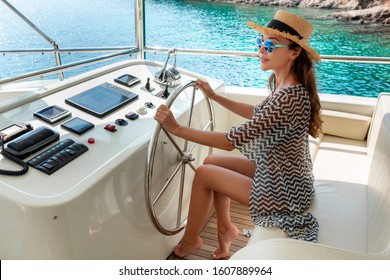 721 Private yacht charters Stock Photos, Images & Photography ...