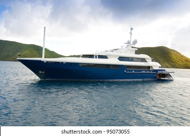 Private Yacht For Charter In The BVI Islands