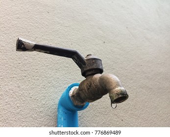 The Problem Of Old Faucet.