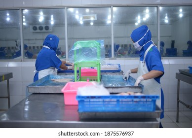 719 Seafood Processing Export Images, Stock Photos & Vectors | Shutterstock