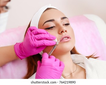 Procedure Filler Injection In Beauty Clinic.