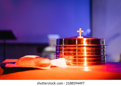 The Process Of Breaking Bread In The Modern Church. Breaking Bread Ceremony In Protestant Church. Religious Tradition Of Breaking Bread. Bread And Wine.