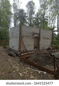 the process of building a house using lightweight bricks


