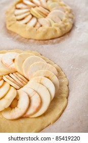 Process Of Making Apple Pie