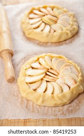 Process Of Making Apple Pie