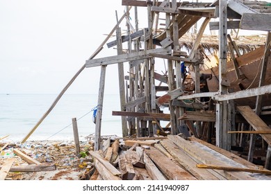 The Process Of Making A Phinisi Ship For A Year