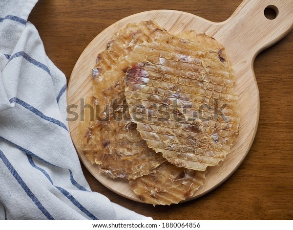 processed food dried filefish\
fillet