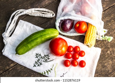 Produce In Zero Waste Reusable Shopping Bag On Wooden Natural Surface.