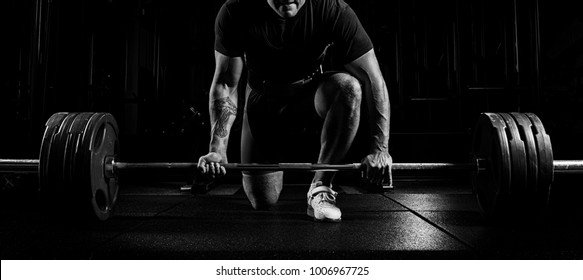 18,247 Black man heavy weight lifting Images, Stock Photos & Vectors ...