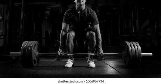 1,550 Heavy dead lift Images, Stock Photos & Vectors | Shutterstock