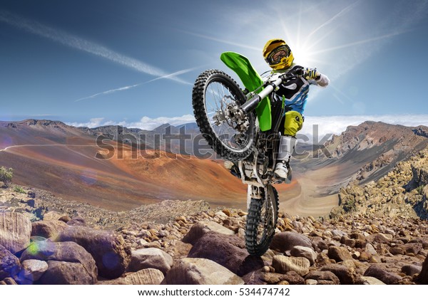 average salary of a professional dirt bike racer