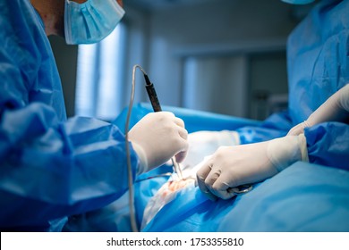 1,946 Neurosurgeon Stock Photos, Images & Photography | Shutterstock