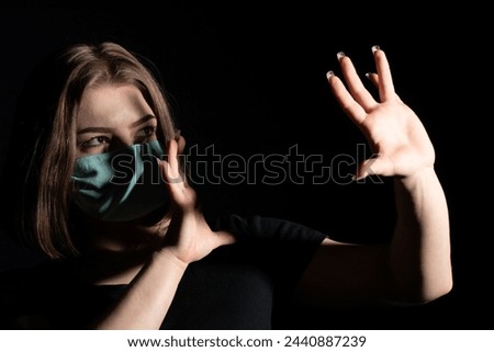 Professional face mask for people at increased risk of infection.