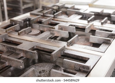 13,152 Commercial stove Images, Stock Photos & Vectors | Shutterstock