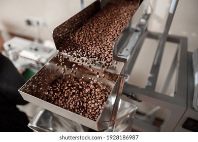 Professional Handmade Coffee Roasting Process 