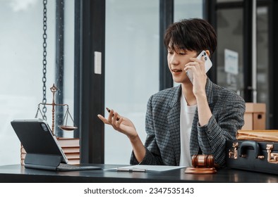 Professional legal system lawyers Korean asian people online consulting including criminal, civil, administrative law, constitutional law, not just legal disputes. In fact, seeking legal advice