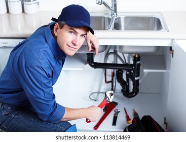 Professional Plumber. Plumbing Repair Service.