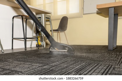 Professional Steam Carpet Cleaning - Hot Water Extraction Carpet Cleaning Using A Wand