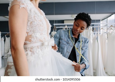 bridal gown boutique