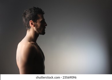 Perfil De Un Hombre Desnudo Foto De Stock Shutterstock