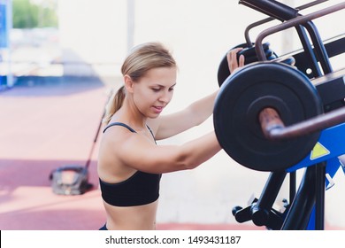 Imagenes Fotos De Stock Y Vectores Sobre Bench Dip Shutterstock