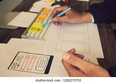 Programming websites and mobile applications on the phone, so-called. user experience (UX). Web designer, UX UI