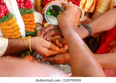 The Promise in south indian Wedding Bride to take care of her for the entire life Traditional Kerala Hindu wedding 