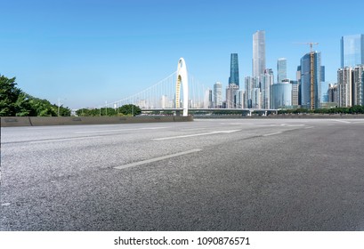 Prospects for the empty square floor tiles of Guangzhou urban complex.