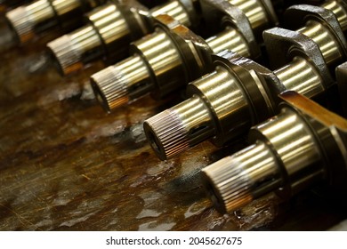 Protective oil on newly manufactured crankshafts