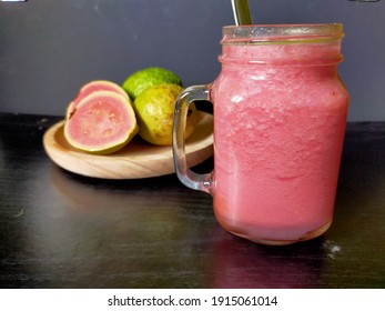 Psidium Guajava Fruit Rich Vitamin C Stock Photo (Edit Now) 1915061014