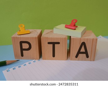 PTA, cube, block, background, eye-catching image, simple