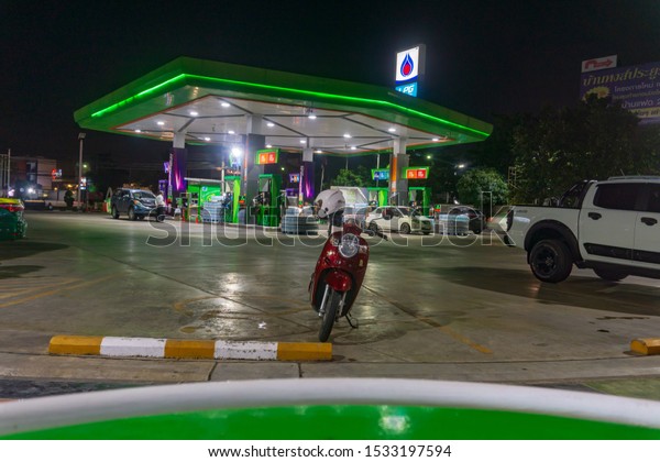 PTT Gas Station Petrol Business Shops Rental\
Restaurants Popular Services Asia Thailand Nonthaburi - Bang Bua\
Thong, 17 October 2019