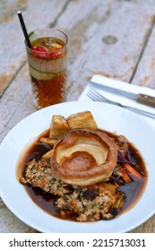 Pub Food Vegan Sunday Roast With Pimms 