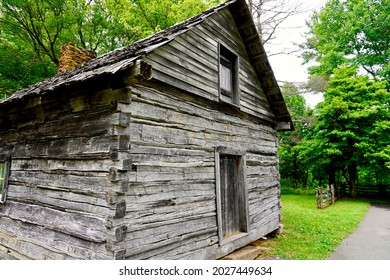 The Puckett Cabin At Groundhog Mountain On Blue Ridge Parkway. Historic Cabin Was Home Of Legendary Midwife Orlean Hawks Puckett. Appalachian Woman Also Known As Aunt Orlean. Carroll County, Virginia.