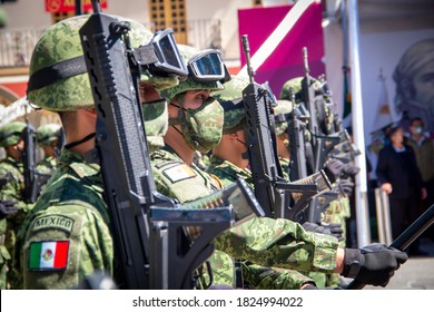 Puebla, Mexico - September 30, 2020: Servicemen At The Commemoration Ceremony Of The 255th Anniversary Of The Birth Of General José María Morelos Y Pavón.