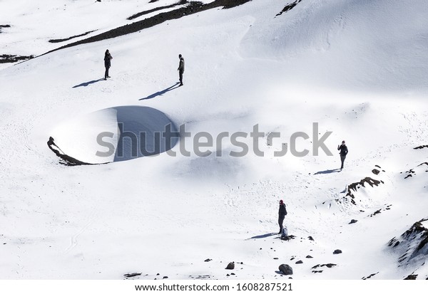 1 Fondo Del Hielo Snímků Stock Fotografií A Vektorů Shutterstock