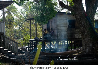 Puertos Cabezas, Nicaragua. November 7th 2020: People In Rubble After Hurricane Eta Path. 