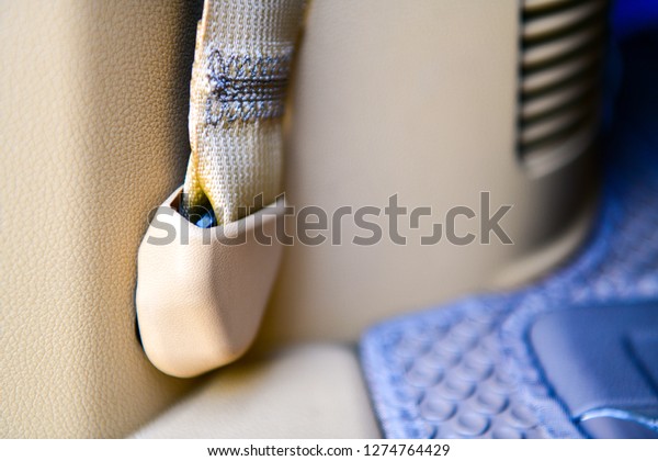Pull safety belt in a\
car