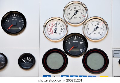 Pump pressure clock