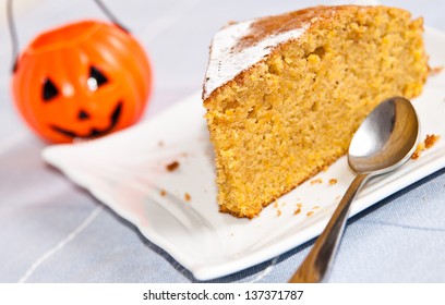 Pumpkin Cake For Halloween