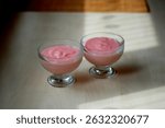 Puncs Puding Üvegkehelyben, Punch Pudding in a Glass Bowl