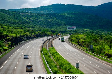 1,497 Pune Mumbai Highway Images, Stock Photos & Vectors | Shutterstock