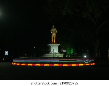 Pune,Maharashtra, India - 15 August 2022:  People Gathered At Monuments Its Decorate In The Colours Of Indian Flag On The Independence Day.  